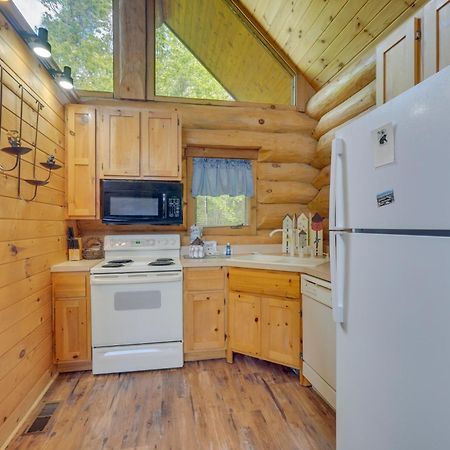Gatlinburg Cabin With Hot Tub About 11 Miles To Downtown Exterior photo