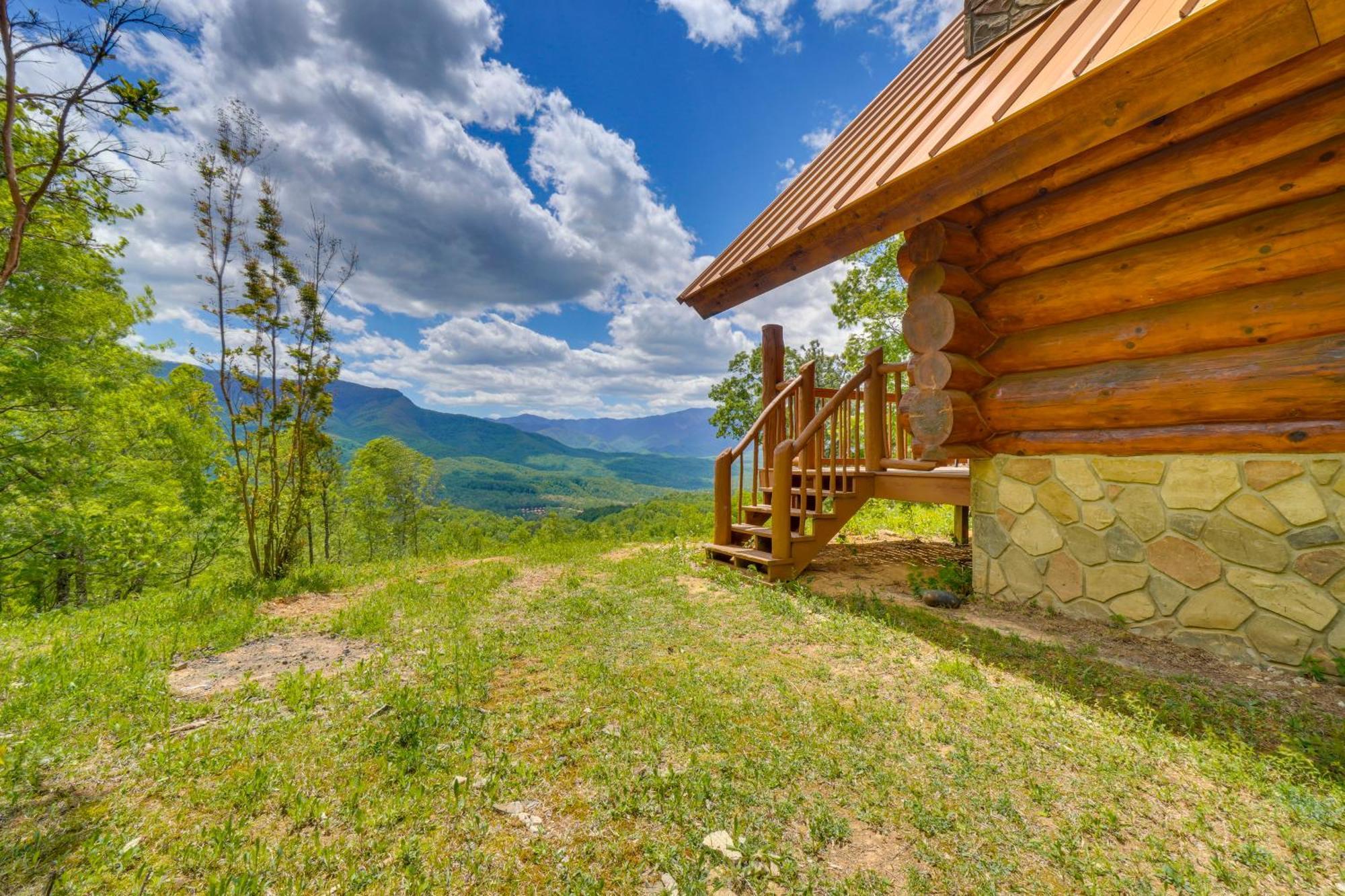 Gatlinburg Cabin With Hot Tub About 11 Miles To Downtown Exterior photo